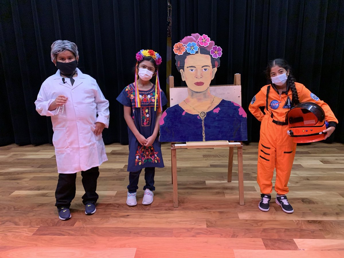playermadeink's tweet photo. @Anderson_AISD Drama Students #HispanicHeritageMonth @AldineISD @DrCrystalWatson #FridaKahlo #DrMarioMolina #EllenOchoa @Astro_Ellen @FridaKahlo @CentroMMolina https://t.co/UgbBaPUKJg