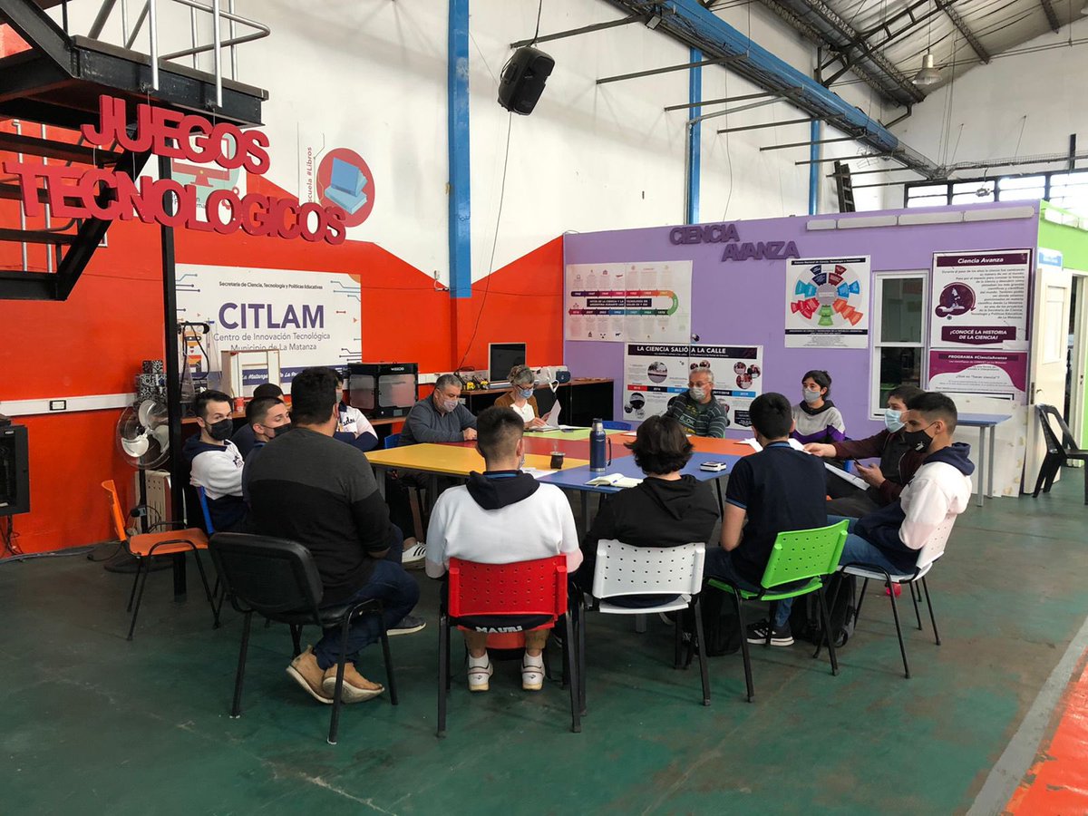 CITLAMok's tweet photo. Nos reunimos con representantes de los proyectos acreditados para participar del Foro de Ciencias y Civilización 2021 y de la ExpoCiencias Nacional de Chile 2021. 

La Matanza,💚 científico. Ciudad del Aprendizaje UNESCO 📚 

@ferespinozaok @silvinagvirtz @educacioncyt @redciteco https://t.co/778pwetiJY