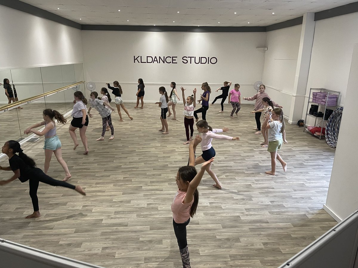 I am just LOVING being back in the studio this term, so much amazing dancing going on! We are always welcoming new joiners 💜