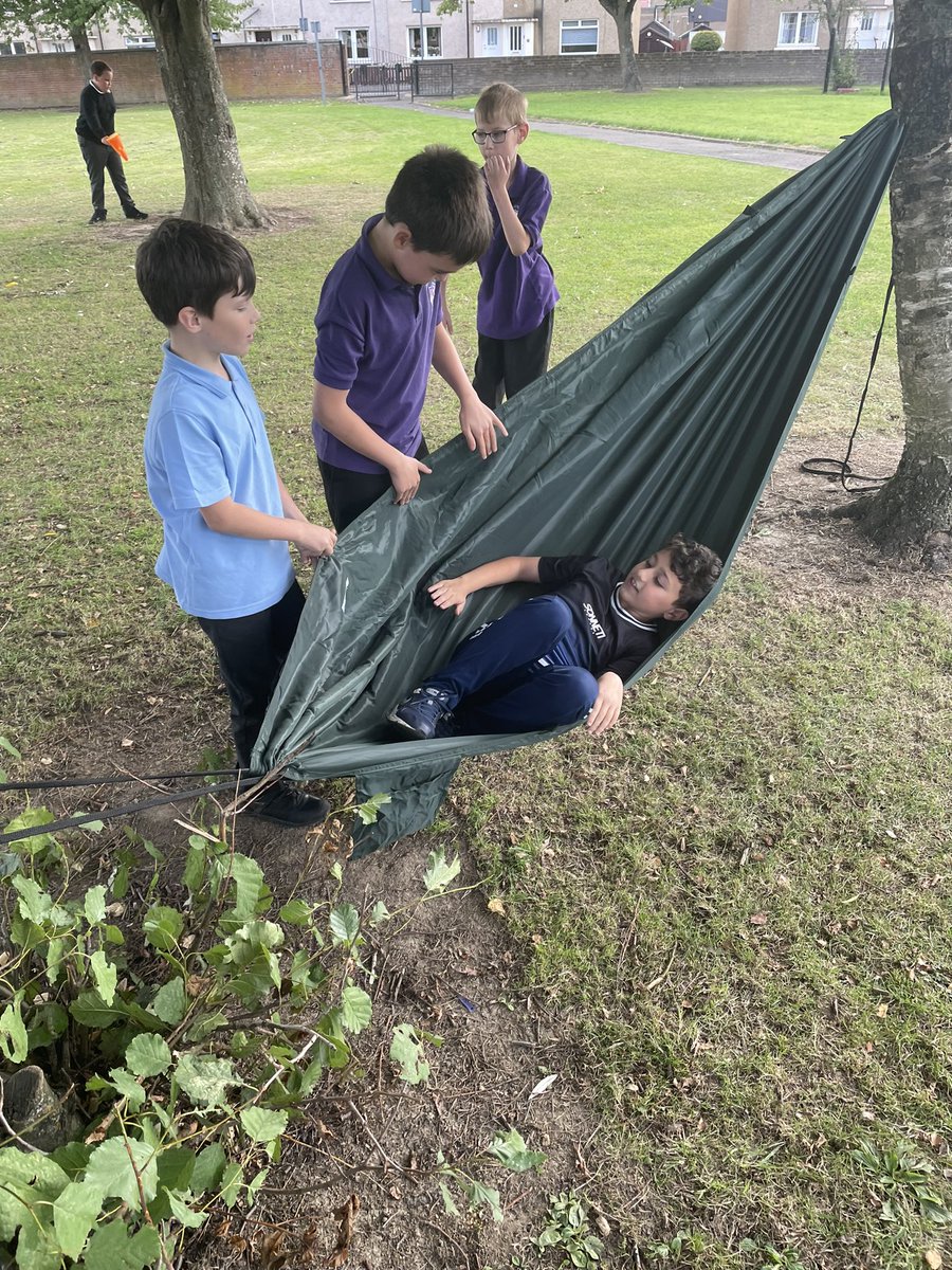 BPSMrsMac's tweet photo. Cooperation, problem solving, communication, assessing risks - just some of the skills developed through outdoor play experiences! #BPSOutdoorLearning π³ππβΊοΈππ» https://t.co/8h1sQx2GUE