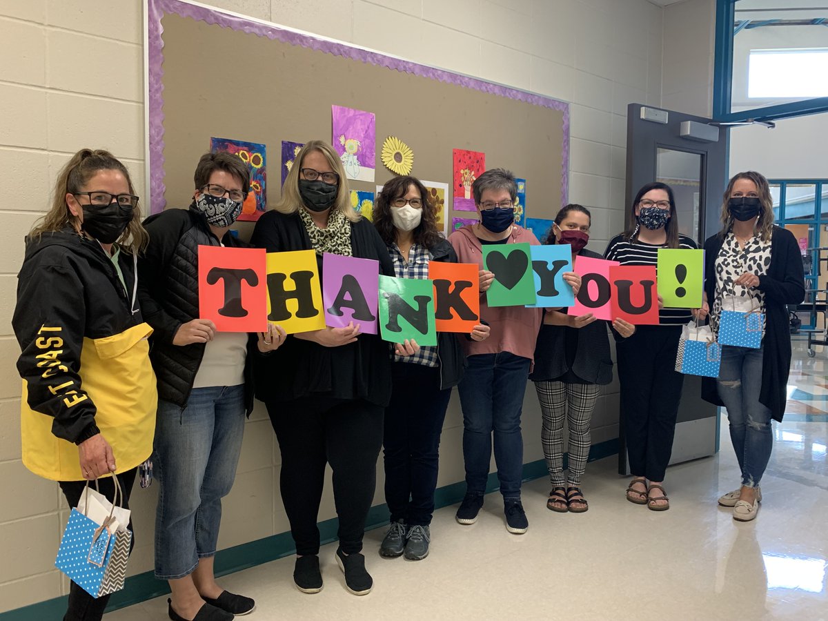 GPRHFoundation's tweet photo. Thank you @PWPSD Clairmont Community School teachers for the 📷and donation of coffee cards to your hospital's ICU, ER and Admission Departments today! #grateful #actofkindness #supportyourhospital #communitysupporters #ThankYou #AHS #gprhf https://t.co/bSySUZDYCP