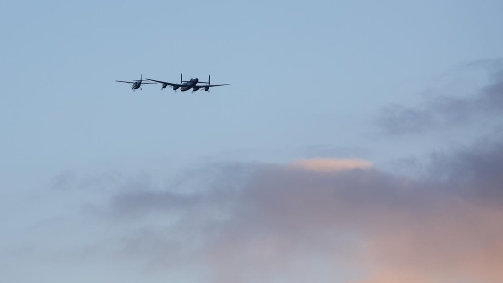 ajbarnsle's tweet photo. “Following the Leader” #bbmf #lancaster over the wolds, 21.09. @RAFBBMF @Disco_BBMF @LincsSkies https://t.co/9VHXNMmim6