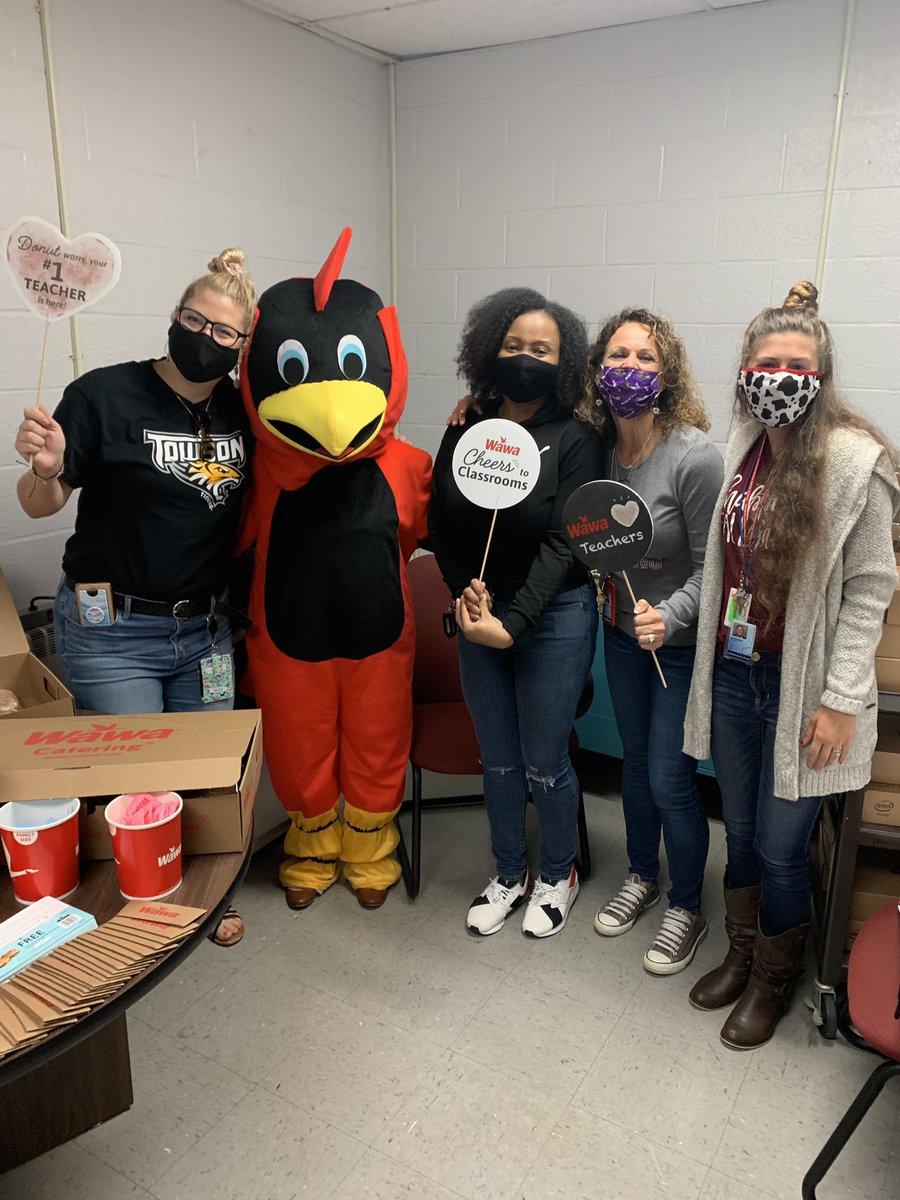 CMSHeather's tweet photo. Thank you so much @Wawa for showing support. Marie was such a delight. The staff at @CorkranMSAACPS truly appreciates your support. @AACountySchools @SairaHaas @LarryAscione @StacyLMeadows https://t.co/7rPLttegCH