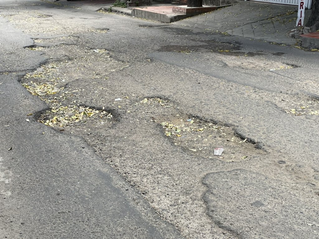edisonc56065043's tweet photo. Alcalde Cúcuta debe cambiar secretaria infracestructura no más mentiras a la comunidad de Cúcuta https://t.co/b4yNN1QpQb