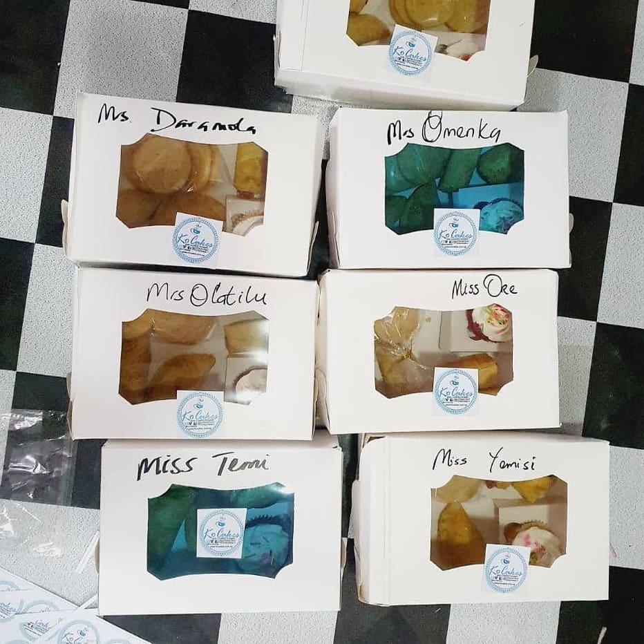 KoCakesNg's tweet image. Awesome pastry box 📦

Iss combination of meatpie, sausage rolls, cupcake and cookie. 

#kocakes #cakequeen #pastrybox #meatpie #sausagerolls #cupcakes #cookies #IALbyLaycon #WhitemoneyXWMG #BBNaijia #fuelshortage NYSC