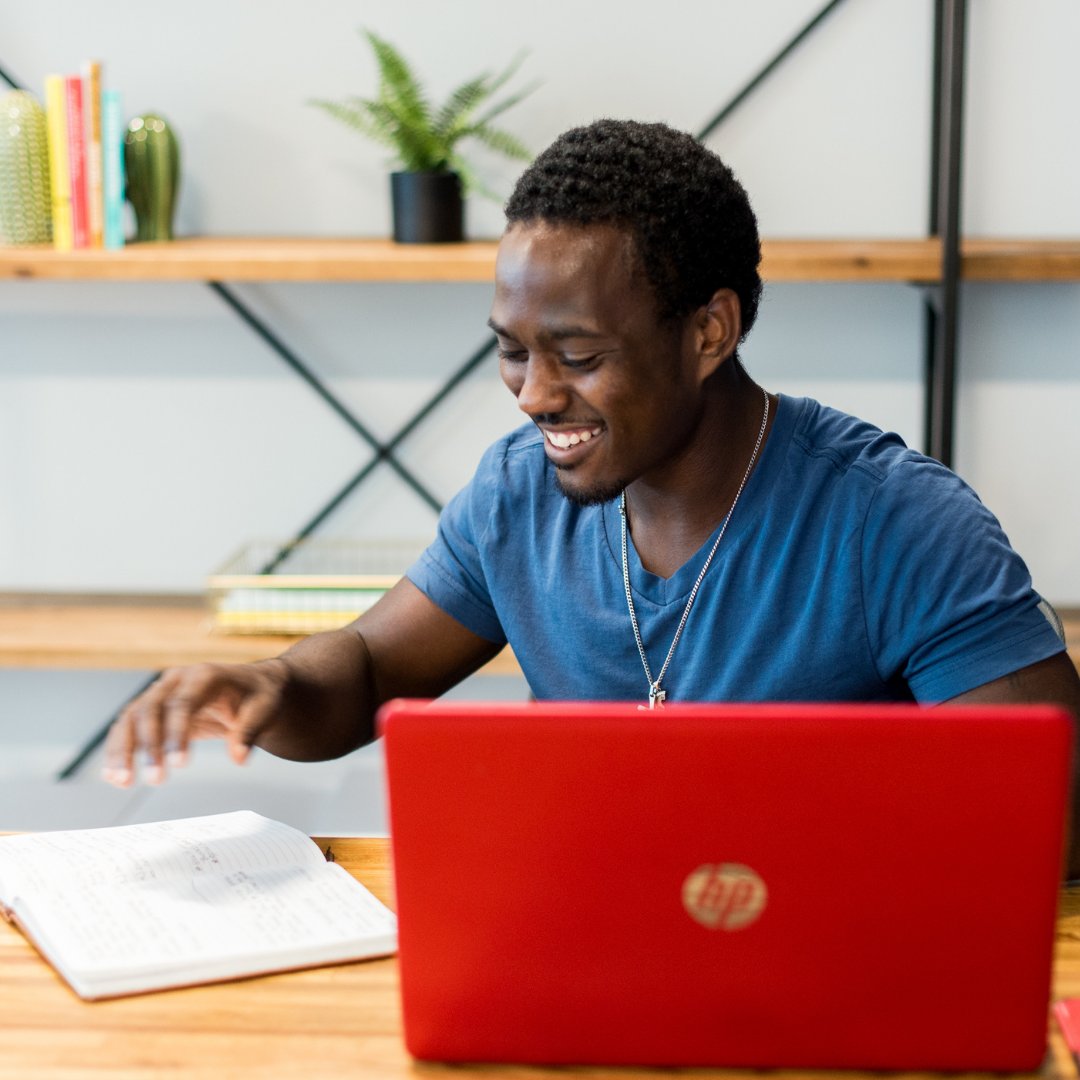 gather757's tweet photo. Friday work mood 😄 Are you ready for the weekend?
.
.
.
#Friday #Coworking #CoworkingSpace #CoworkingLife #StartUp #OfficeSpace #FlexibleWorkSpace #Entrepreneur #Work #SmallBusiness #PrivateOffice #WorkAtGather #Gather757 #LetsDoThis https://t.co/g4rXzNv34y