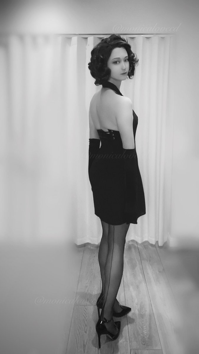 monicalovecd's tweet photo. “I would like to stay.”

#vintage #1950sstyle #feminine #enfemme #femmefatale #monicalovecd #blackdress #frenchheel #fullyfashionedstocking #nylons #stockings #suspenders #garterbelt #highheels

Support me to see more photo collection.
https://t.co/bay9ExJEOs https://t.co/ukEAuQAJEU