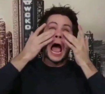 *Anuncian una película de Teen Wolf*

Mi mood inmediatamente: