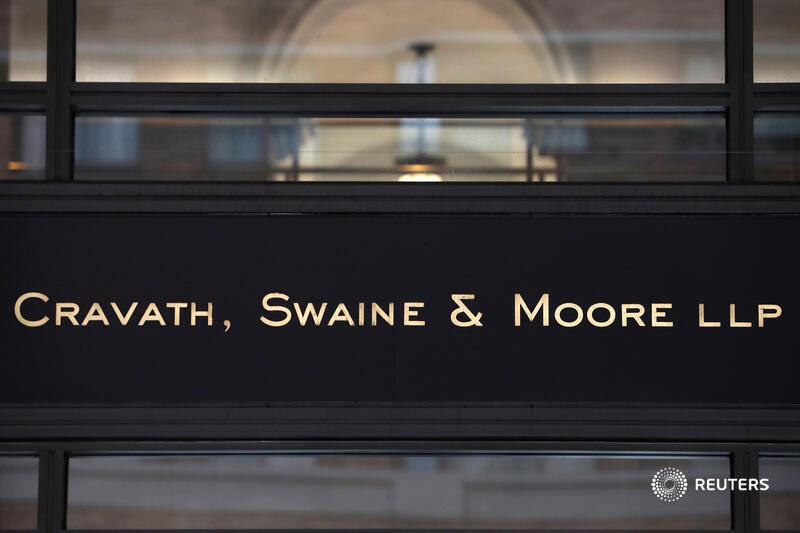 In the crowded podcast field, <a href="/HoganLovells/">Hogan Lovells</a>’ “Proof at Trial” and <a href="/Cravath/">Cravath</a>’s “On Tax” break new ground reut.rs/3zBaT02