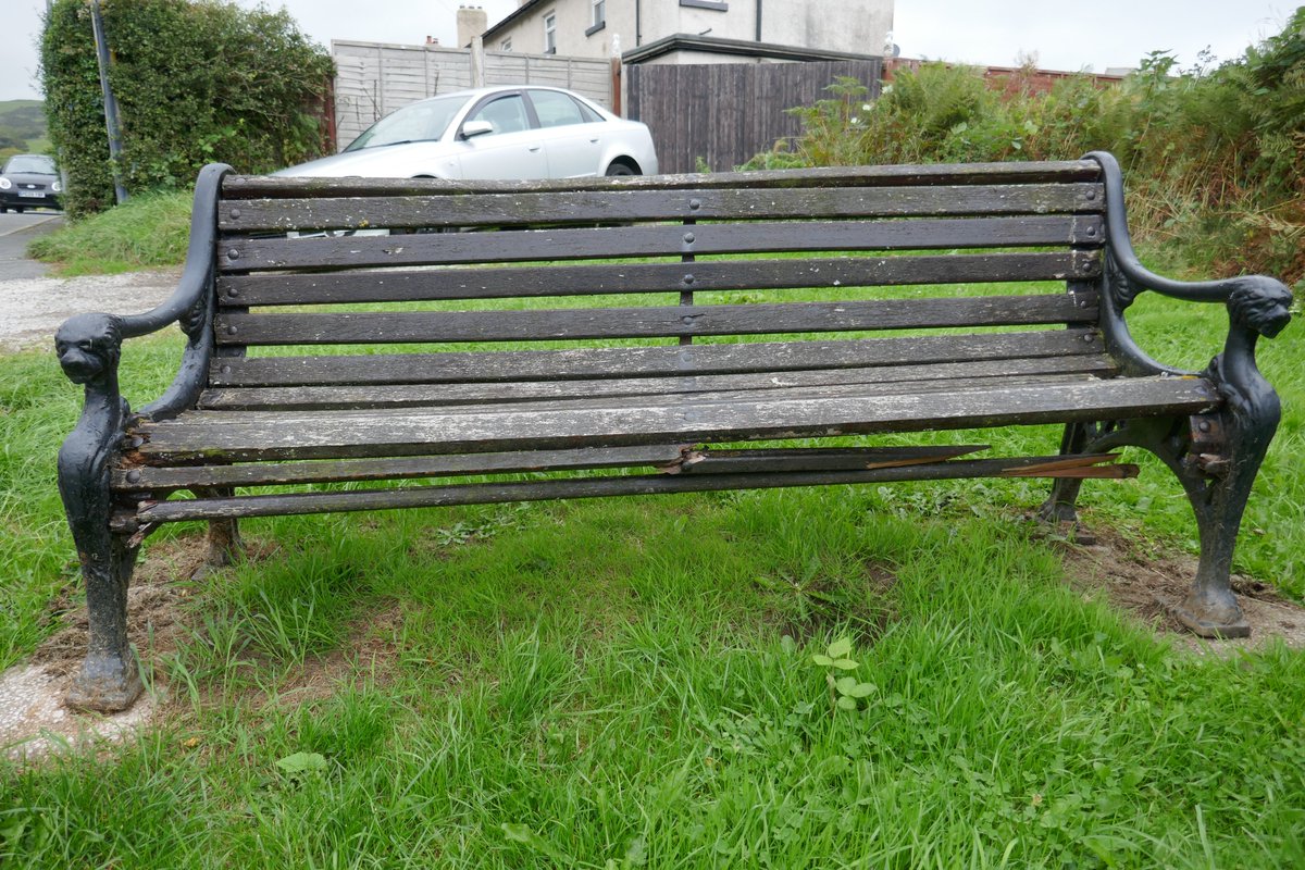TheLengthsman's tweet photo. #Bench down in #Askam ~ send for the #Benchman https://t.co/kTo15XXd5G