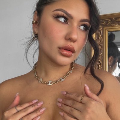 Aurélie Renout tweet media