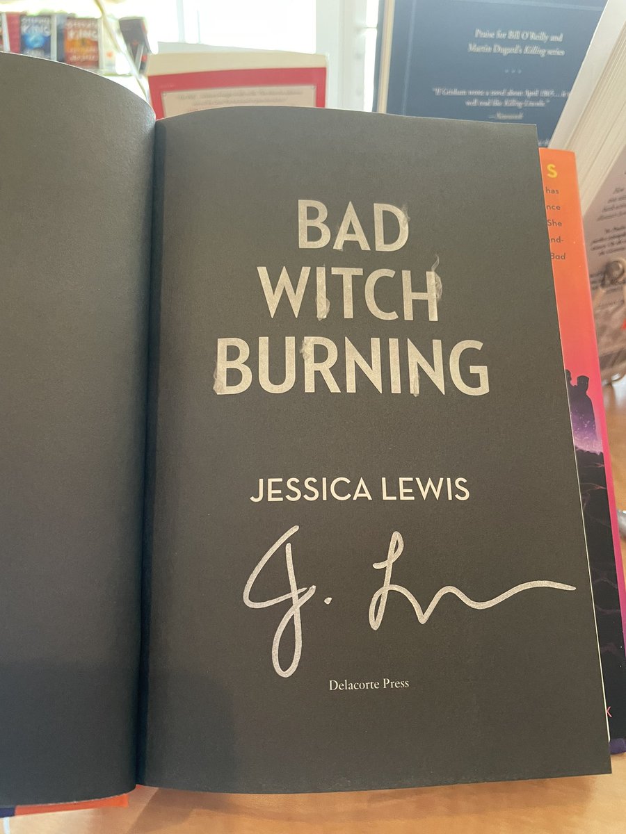 Jessica Lewis (Updates Only) tweet media