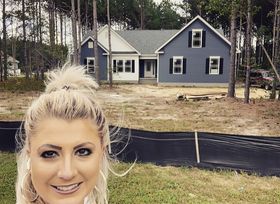 BlueHenCo's tweet photo. It’s gorgeous outside, and we thought two selfies of me with two of our amazing projects, were just what you needed to usher you into your first fall weekend 🤪. We can’t wait to see these homes take off 😉. Happy Friday, everyone! Have a beautiful weekend! ♥️
#HappyFall 🍁 https://t.co/7dMUmEmdEe