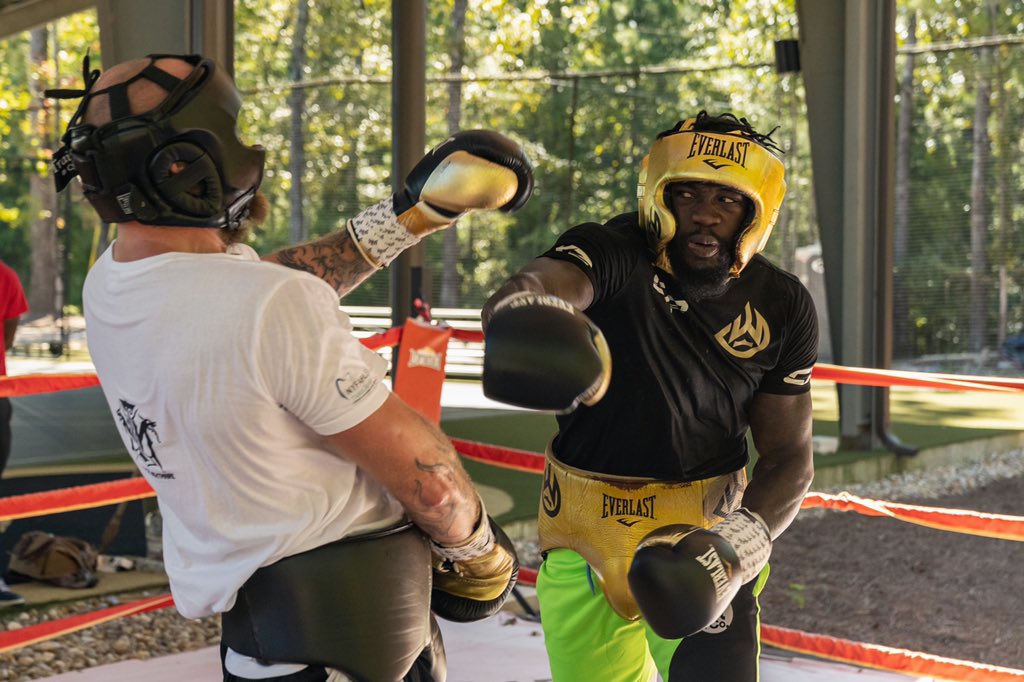 RyanHafey's tweet image. If you’re currently sleeping on @BronzeBomber, you better wake up. #FuryWilder3 #BombZquad