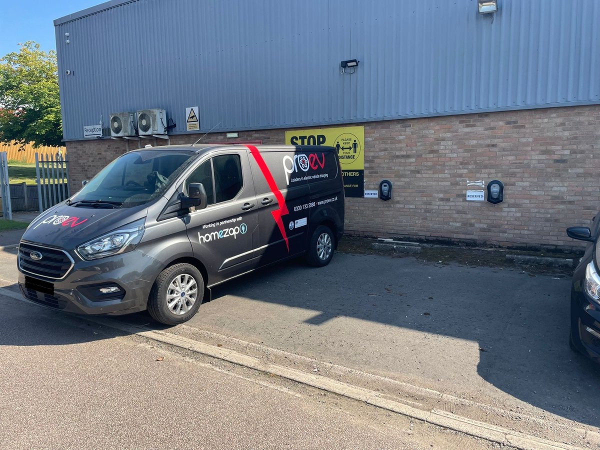 Commercial install at this warehouse ready for staff use🚗😃

#proev #electricvehiclecharging #workplacecharging #electricvehicles #myenergi #zappi #smartcharging #goelectric #greenfuture #electricfuture