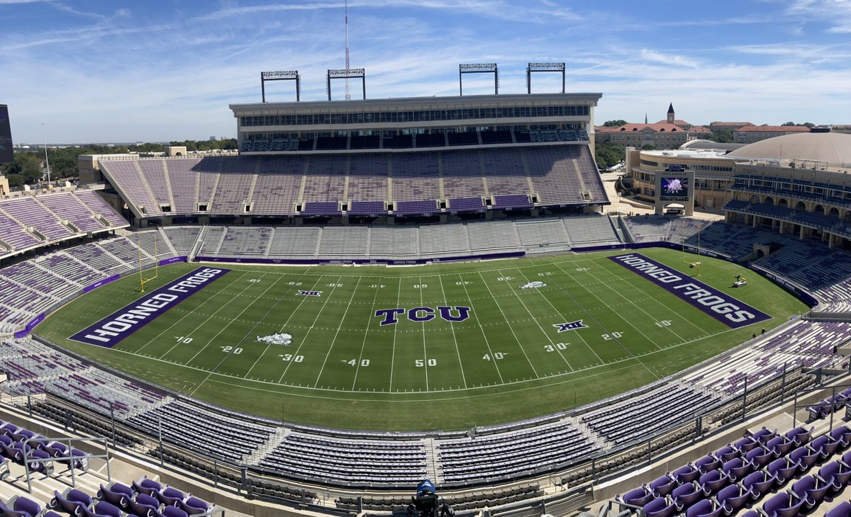 TCUFIELDCREW's tweet photo. Stage is set. https://t.co/fyxihFfL9r