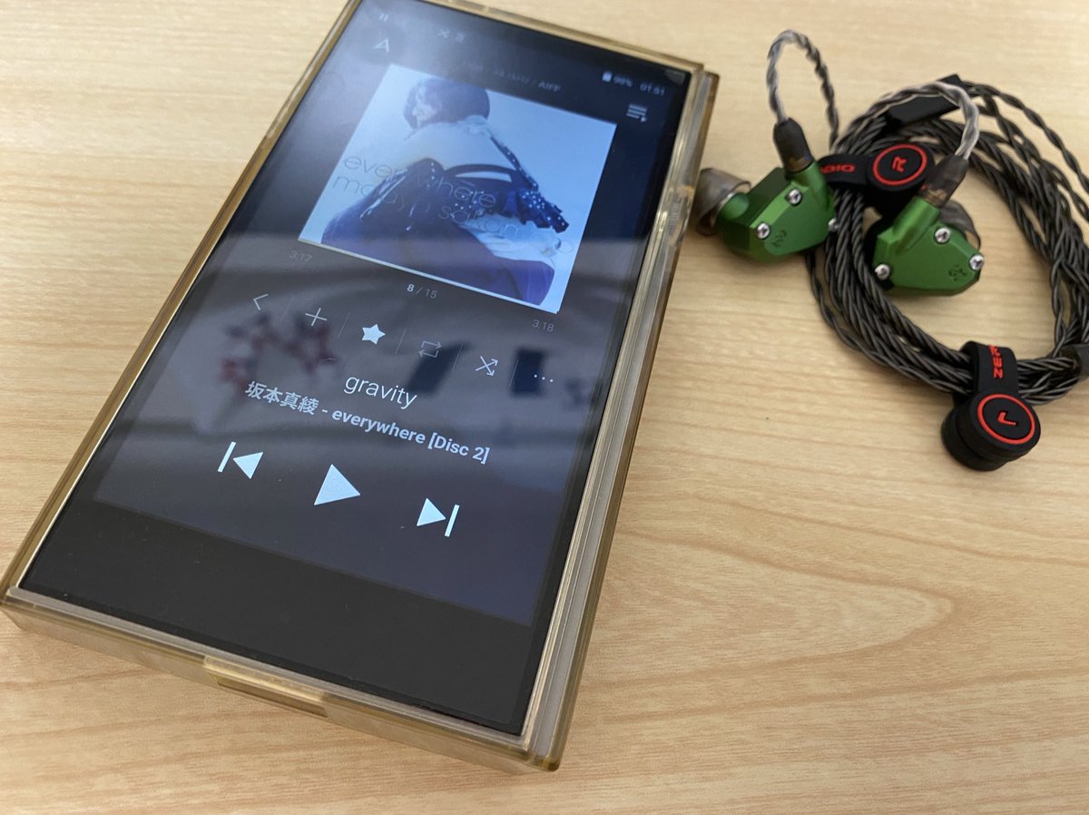 akiraexpress_'s tweet photo. 撮るの難しい...
この曲聴くと横アリ思い出す！

#SE100
#ANDROMEDA2020 https://t.co/GbOYNi2G0q
