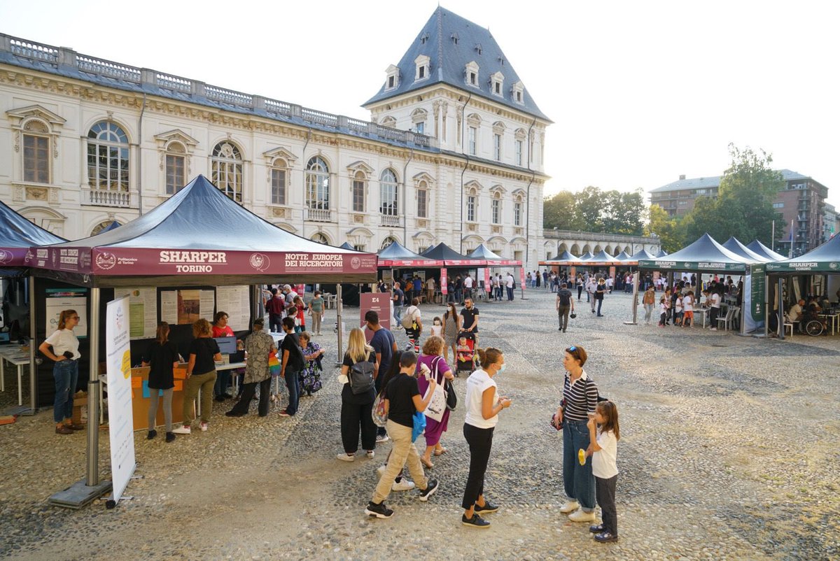 PoliTOnews's tweet photo. #EuropeanResearchersNight #SharperTorino
Sono tantissime le attività proposte dagli stand presenti al Castello del Valentino per la #Notte21! ✨
#MSCANight #ERNItaly #SharperNight #ERN2021 https://t.co/viRYiTWYhY