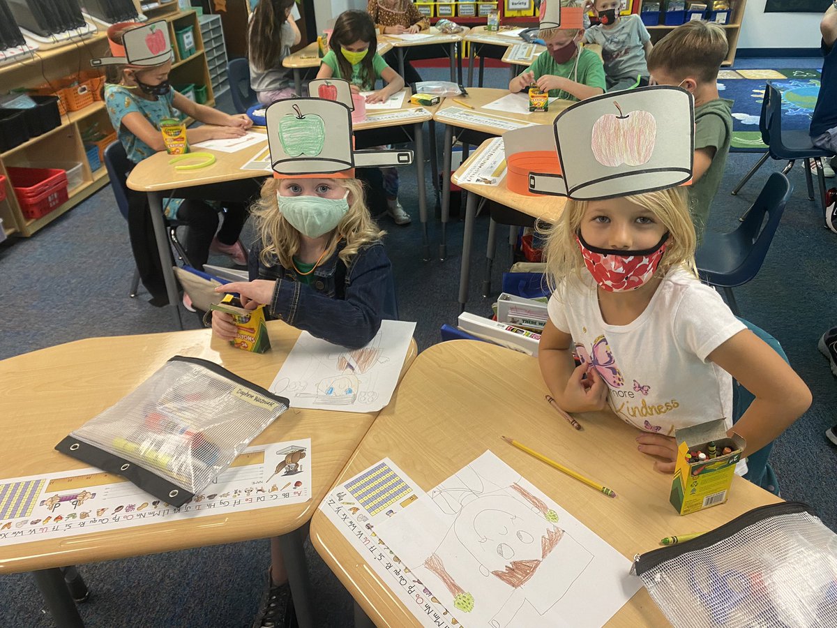 Johnny Appleseed Day, #StartWithHello and our first flashlight Friday independent reading! Busy day in the 1st gr!! #CFChooseCourage #SandyHookPromise #GurneyLand <a href="/MrsPoliensClass/">Rena Polien</a>