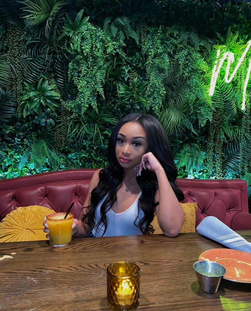 Jada_Arnell's tweet photo. I’m chill, I’m cool, I’m a vibe 💋 https://t.co/ne9mnjqwRZ