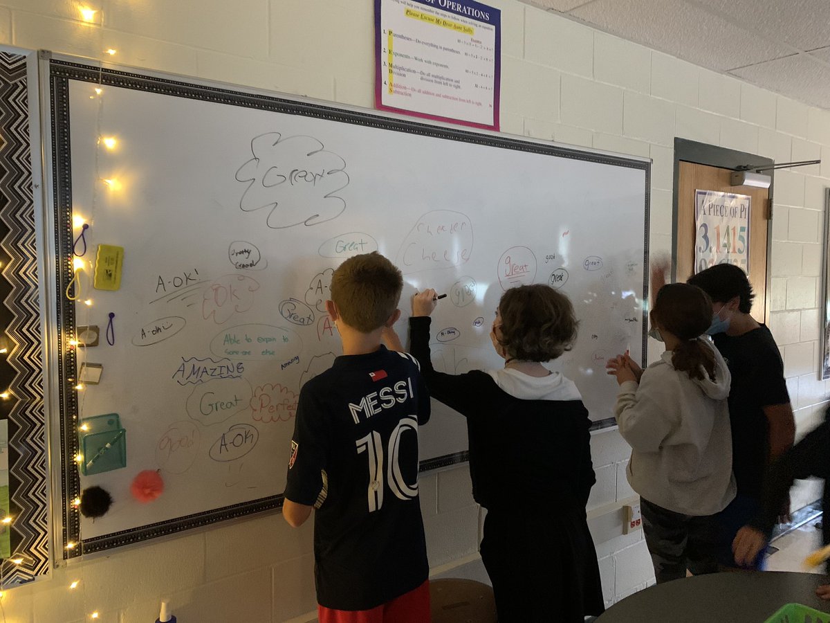 MrsZwolenski's tweet photo. #LearnWithAhern #mathworkshop #inspiredbyteachers https://t.co/7kyN6FBDVT