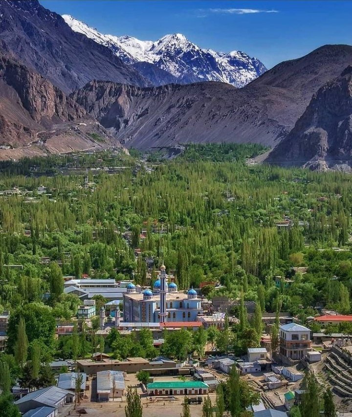 PakistanJannatt's tweet photo. جامع مسجد سکردو https://t.co/pJpNPu9eHE
