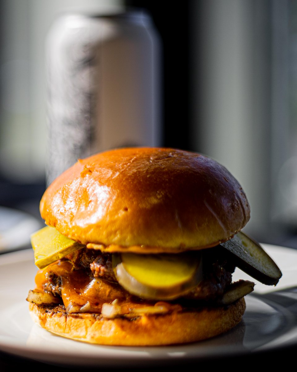We're open today from 4pm to 8pm and serving up some classics, Burgers and Hotdogs!

Stop by for a beer and to pick up the newest Easy Ale Blonde available at the brewery.

Can't wait to see you!