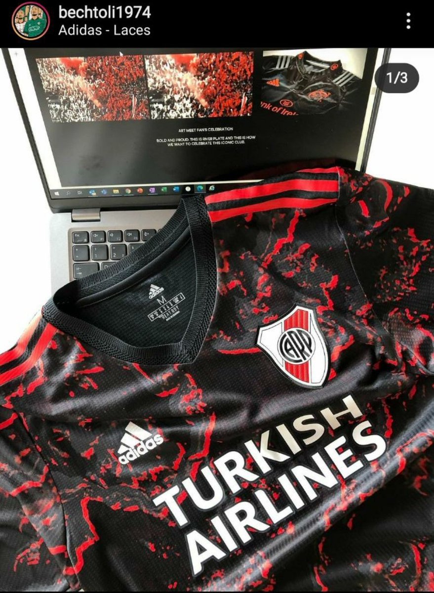 fededelfino's tweet photo. @Del7g @EleteTSC @RiverPlate @adidasfootball Zoom en la pantalla 🤦‍♂️ https://t.co/tkG4Zrlxjs