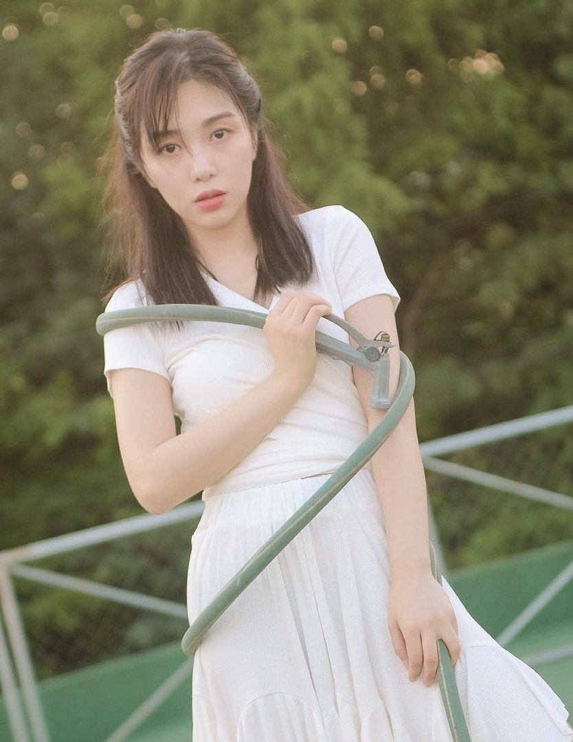 Never It's too late to wish my baby a happy birthday 🎉. I hope all her wishes come true. Mina pls be happy, you have many people that loves you, remember that!

#HappyMinaDay 🥰