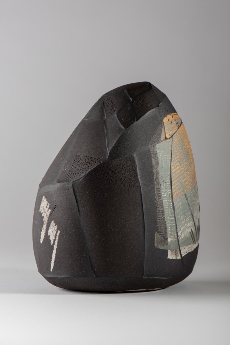 verityahoward's tweet photo. Thanks @danbarkerstudio for your beautiful photos of my new work! It’s so nice to have proper images of the pieces I’ve been making over the past year! Now to find the time to up date my website...
#clay #ceramics #hereford #herefordshire #cremerging #hfdsculture #rethinkceramics https://t.co/ZtnRAMD4GW