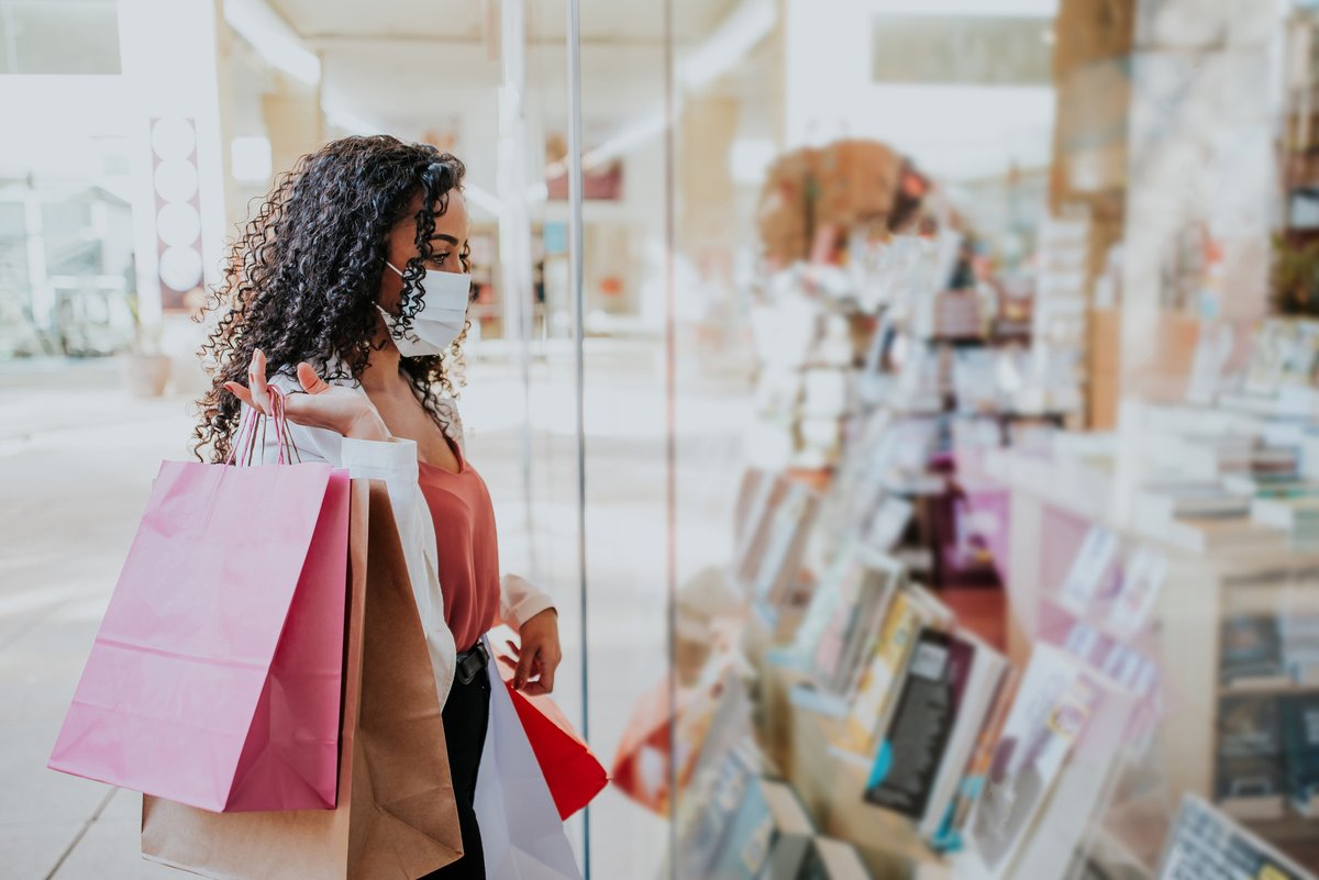 pomeroy_us's tweet image. The pandemic exposed challenges in the retail world both in-store and online, but out of these challenges come significant opportunities for more effective customer engagement through #technology and #innovation. Read more at bit.ly/3xT34Sw #workplaceoptimized