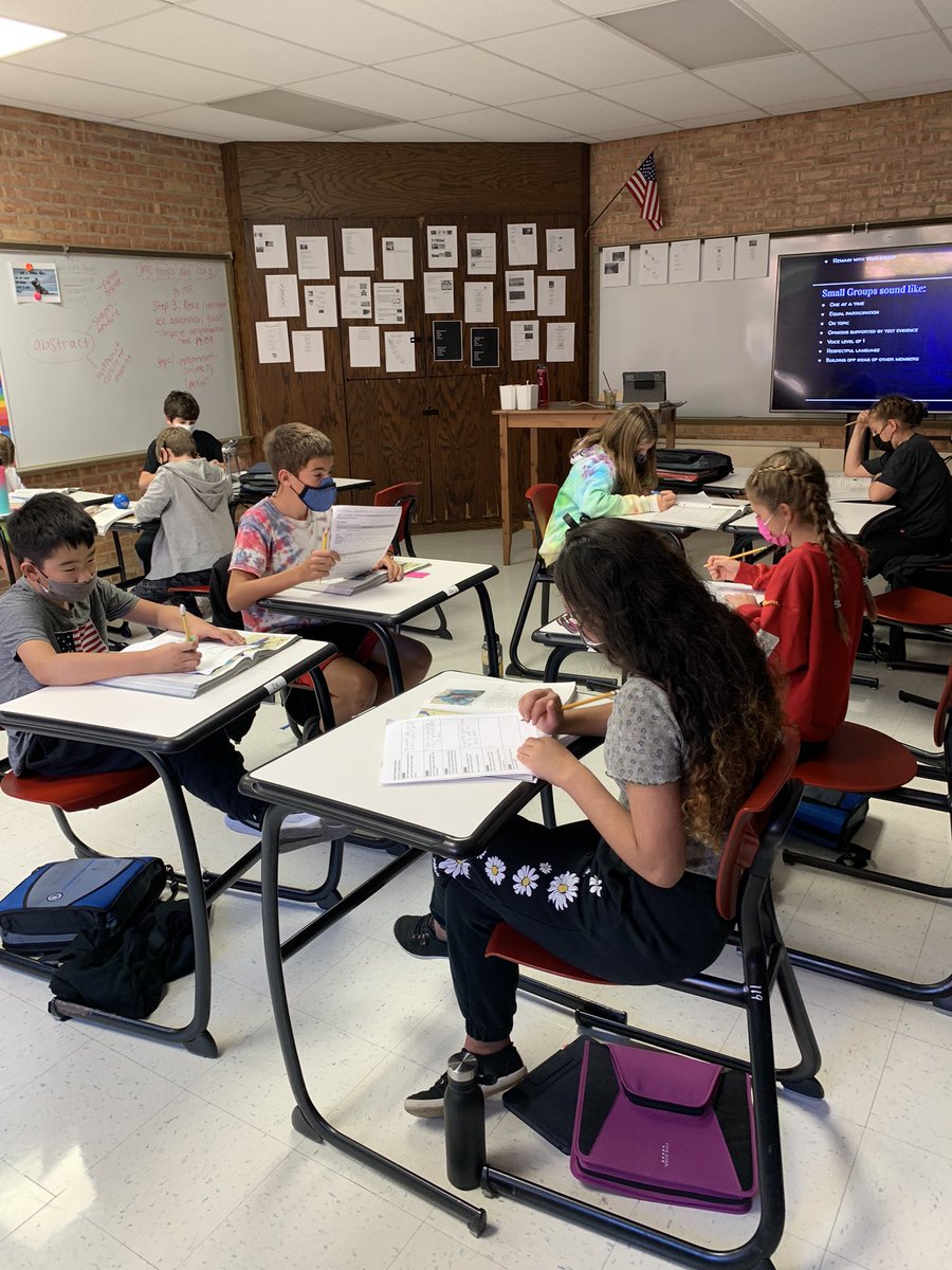 MrsMiller tweet media