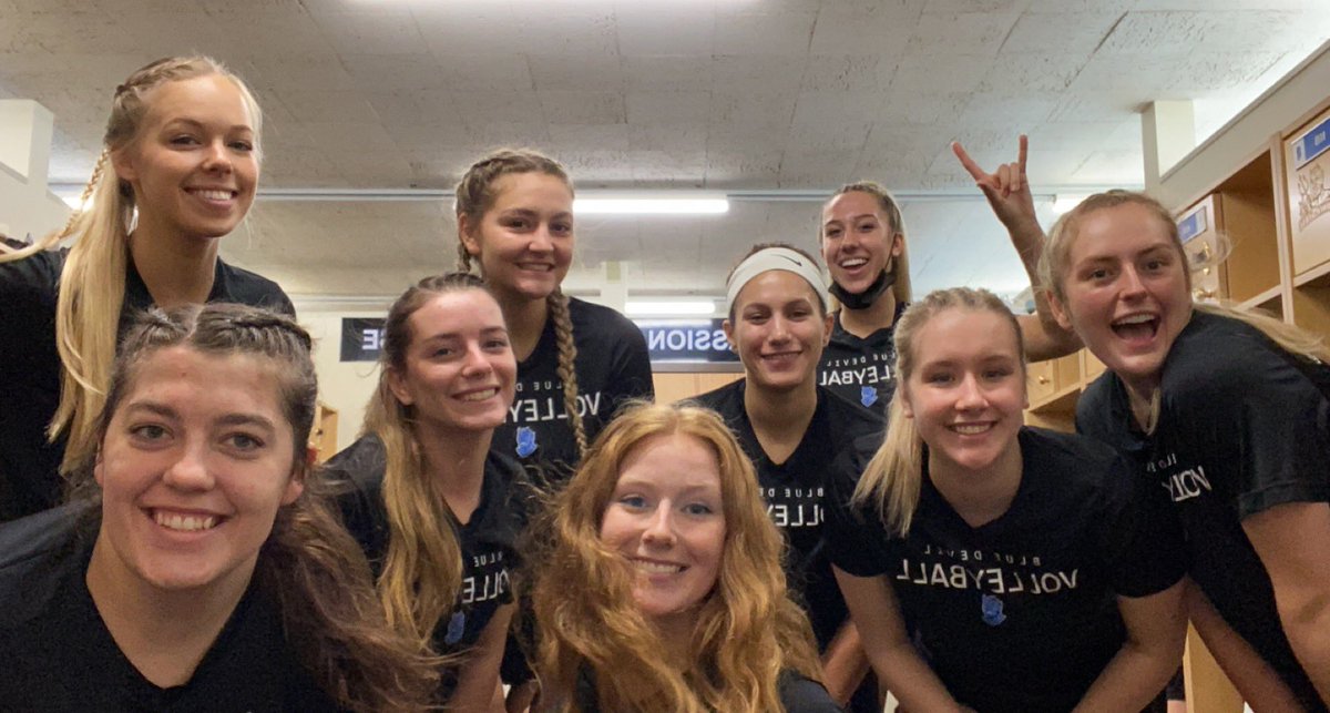 FredoniaVBall's tweet photo. IT’S HOME GAME DAY!!!!! Come support your Fredonia Women’s Volleyball team as they play SUNY Oswego at 6!! #FredVB #GameDay #DefendDods #Comeback #sungoesdownafterdods https://t.co/Fj4yc9a1h2