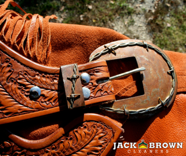 jackbrownclean's tweet photo. We know how to take care of Texans’ clothes. Everything from belts, skirts, purses, pants, gloves and Ugg-style boots to chaps! Bring your leather goods to your local JBC for a proper leather refinishing. 👢👢 https://t.co/q2hNWmnNNU