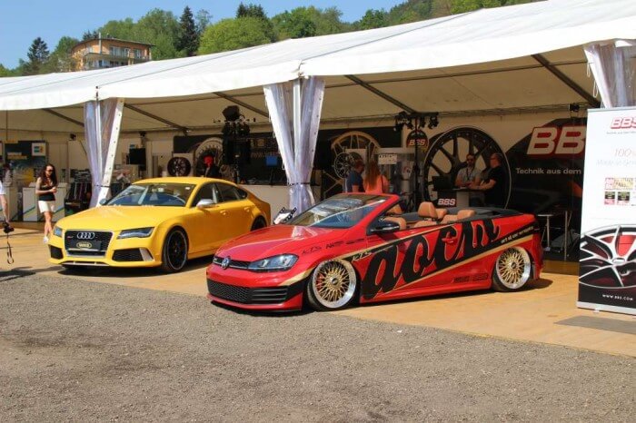 tuningcar_de's tweet photo. Eine gut gestaltete Einladung ist oft schon die halbe Miete für ein super Tuningtreffen. Gestalten Sie die Einladungskarte für Ihre Tuning-Party daher mit Leidenschaft! Welche Elemente sollte sie enthalten?  #Einladungskarten #Treffen #Tuningtreffen

https://t.co/2Qd0PapqHc https://t.co/rggmFJlIuS
