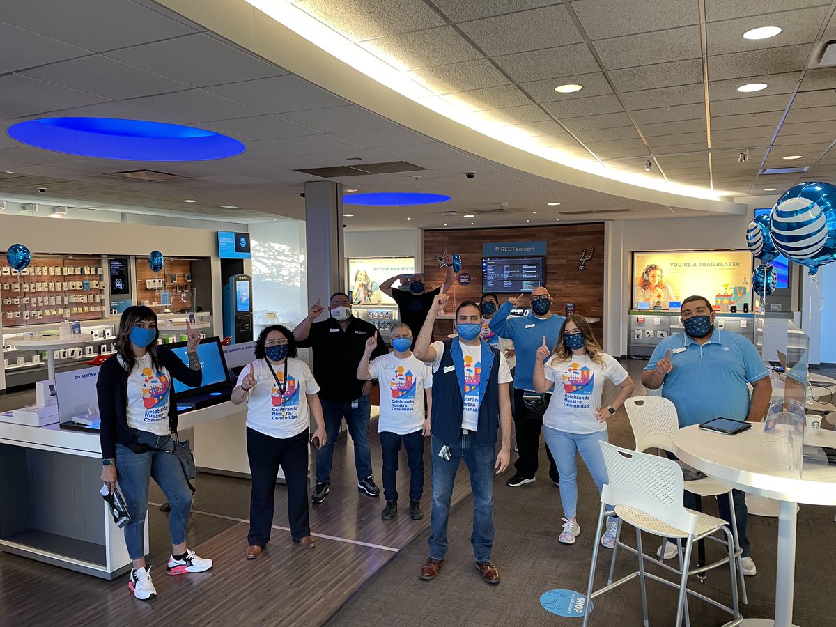 SW Military Elite (@swmilitaryelite) on Twitter photo SW Military Elite ready for IPhone 📱 launch day! #lifeatatt <a href="/jessermontez/">Jesse Montez</a> <a href="/attomhernandez/">Adam R Hernandez</a> <a href="/STXspeaks/">STXspeaks</a> SW Military Elite ready for IPhone 📱 launch day! #lifeatatt <a href="/jessermontez/">Jesse Montez</a> <a href="/attomhernandez/">Adam R Hernandez</a> <a href="/STXspeaks/">STXspeaks</a>