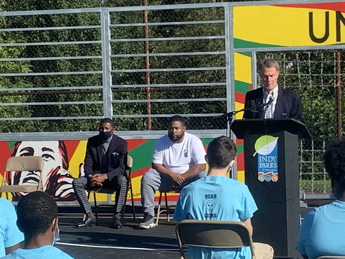 USAofIndiana's tweet photo. Congratulations Ray! @raygaddis grand opening &amp; ribbon cutting of new @IndyParksandRec mini pitch with Mayor! Thank you Ray! @IndyMayorJoe @tschaffer1 @2adenman @USAofIndiana @SoccerIndiana @IndianaFutsal @ussoccerfndn @MLS @PhilaUnion @BPCMLS #indyburn90eagles #Jacob #Little https://t.co/UGKOZ4oL8O