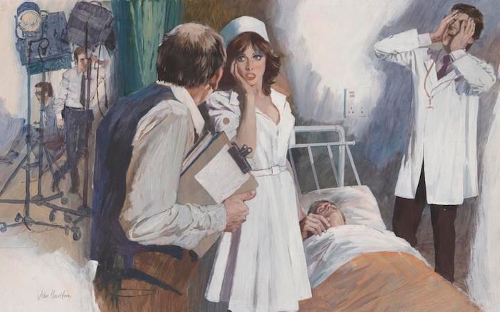Врач и медсестра пациентку