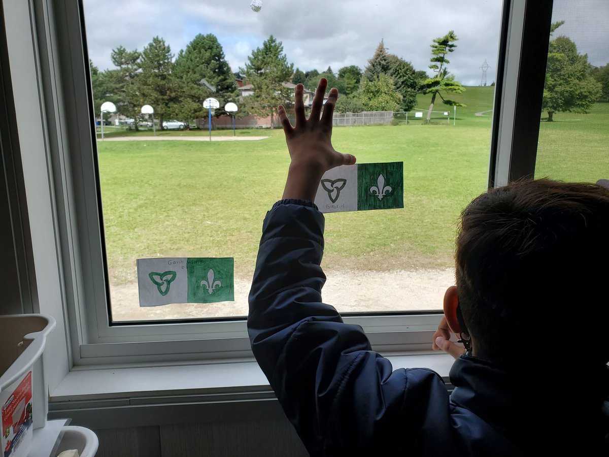 MsBowman56's tweet photo. We are celebrating Franco-Ontarian Day in Grade 5!!! AND wearing our green shirts for Muscular Dystrophy Awareness 😁 https://t.co/ekjjXwncQi