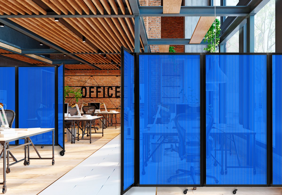Add vibrant polycarbonate #VersarePartitions throughout your office space for added privacy that is easy to sanitize.
#portablepartitions #officepartition #portableroomdividers #flexiblespaces #flexiblespaceproducts #colorfuldividers #colorfuloffice #portablewalls #coworkingspace