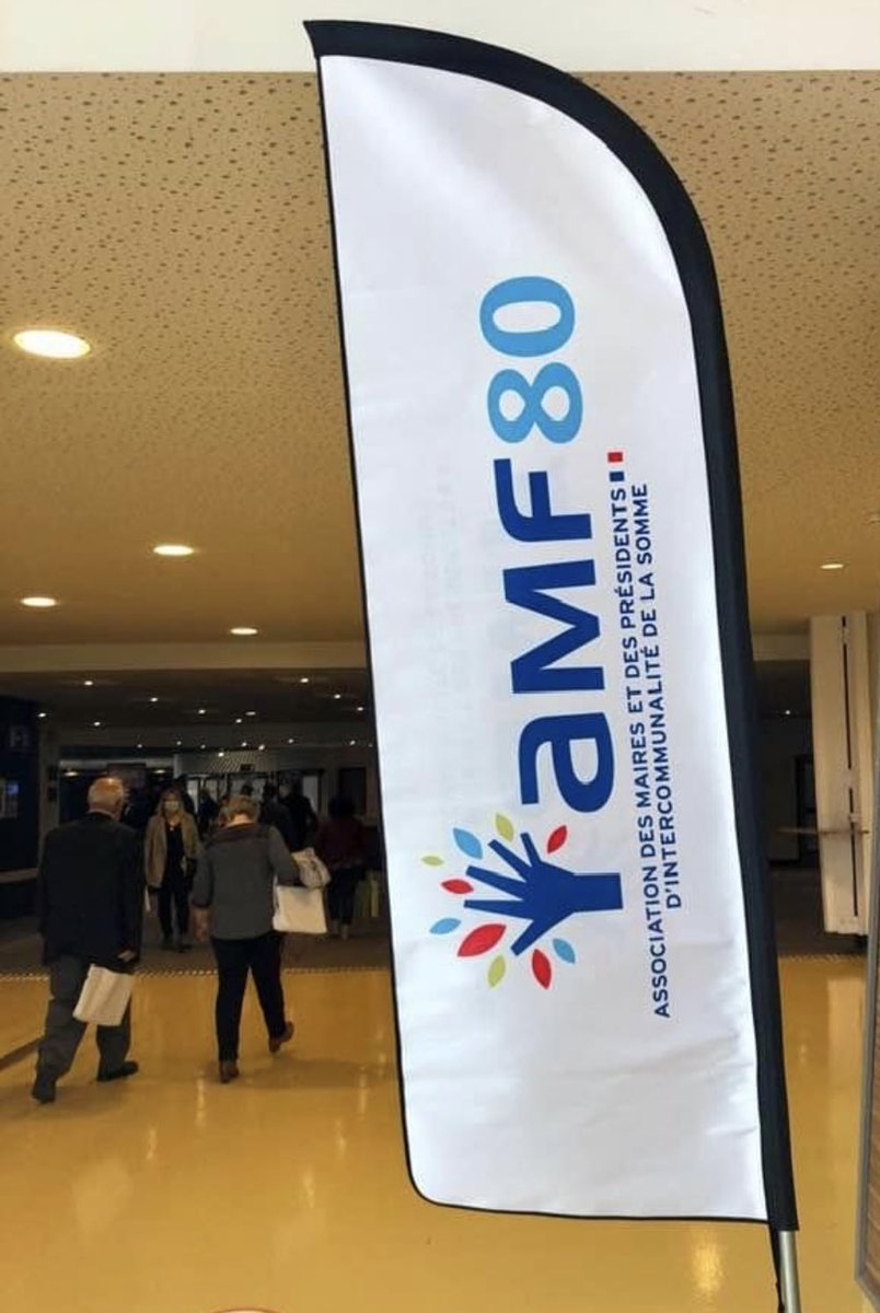 FLeturque's tweet photo. Congrès des maires de La Somme ce vendredi. Ensemble nous assurons une grande part de la cohésion nationale. Avec ⁦@l_amf ✅⁩ ⁦@davidlisnard⁩  et nos collègues nous continuerons à défendre la place des maires dans la réussite de ⁦@nos_territoires⁩ https://t.co/t7AtIqSPTU