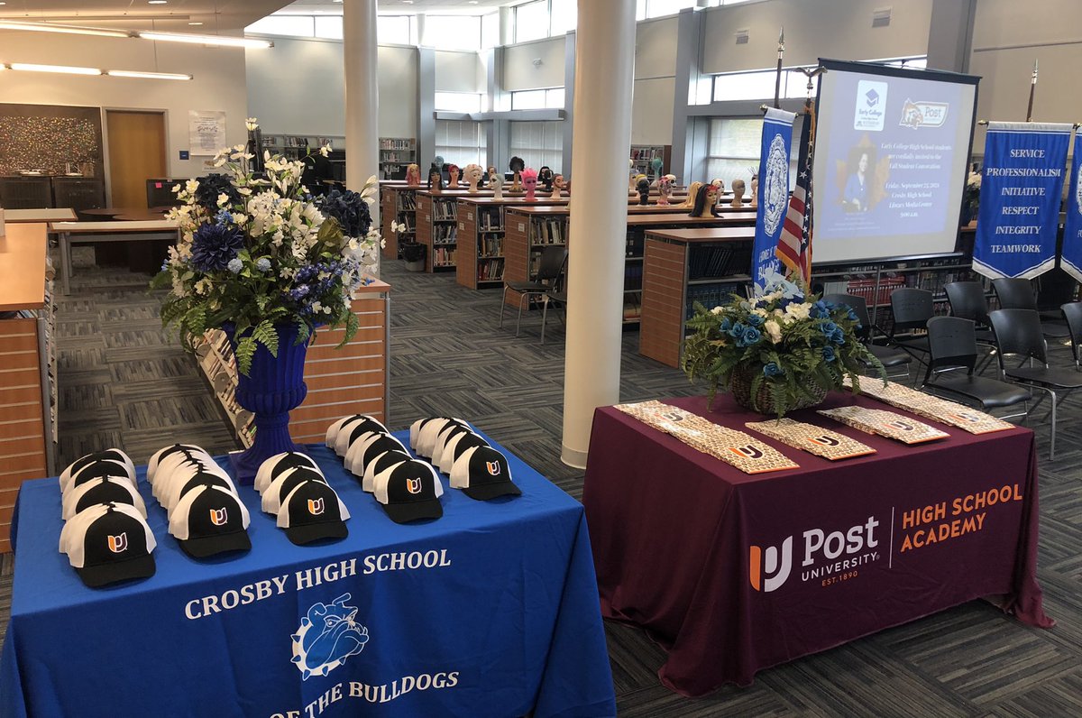 CrosbyBulldogs's tweet photo. Today Superintendent Dr. Verna Ruffin joined us for our Early College High School Fall Convocation and had the opportunity to engage with some of the program’s student leaders. https://t.co/KbXvxtBScW