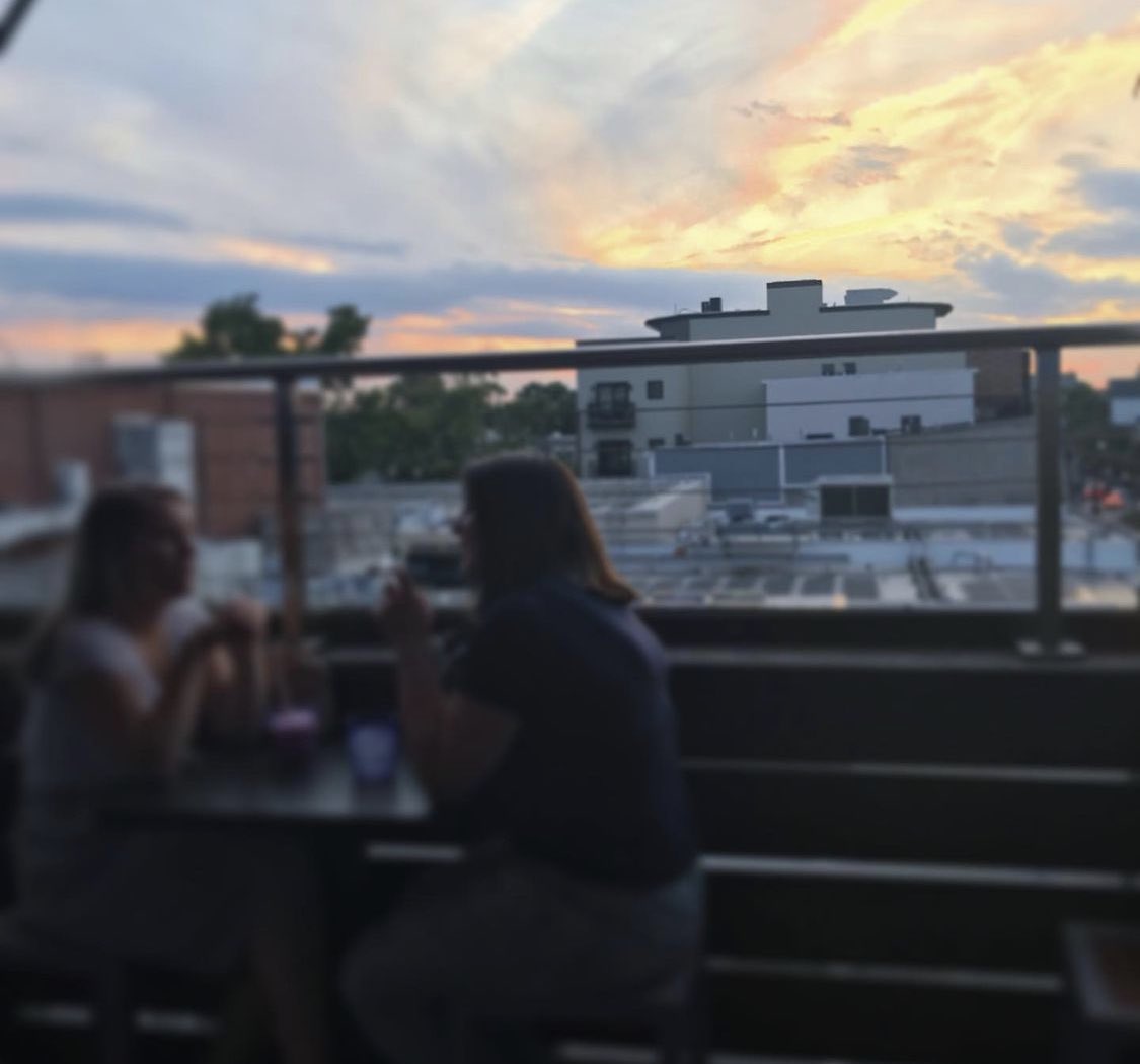 HStCountryClub's tweet image. Why do margaritas taste better outdoors? #fallindc