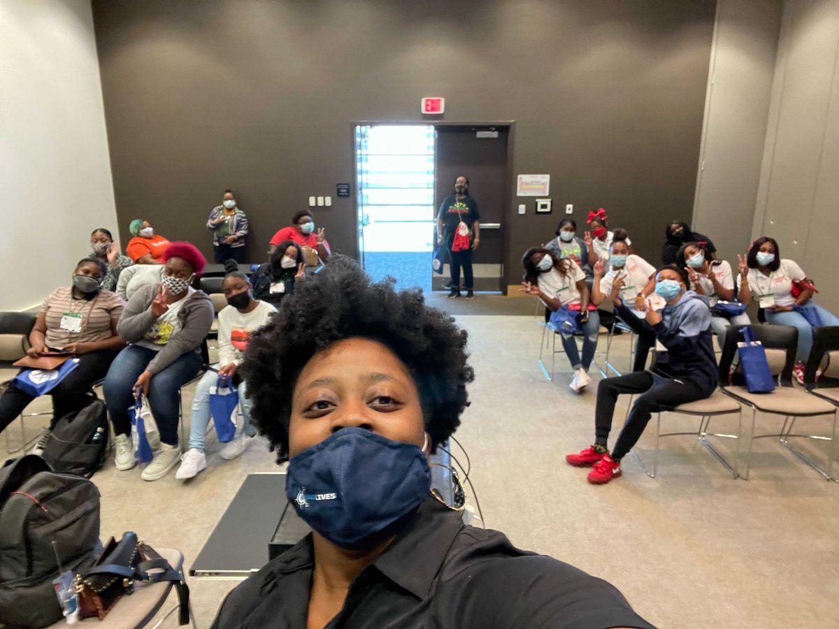 theBeanPath's tweet photo. Hey hey! Today, we're at the Third annual Tech Jxn!! This event is held to educate high school students and the public on core aspects of TECH.
We have surely enjoyed speaking with students about TBP, our mission, and exposing them to careers in TECH, etc... #WeDoTech #JacksonMS https://t.co/6JNN9h0C8Z