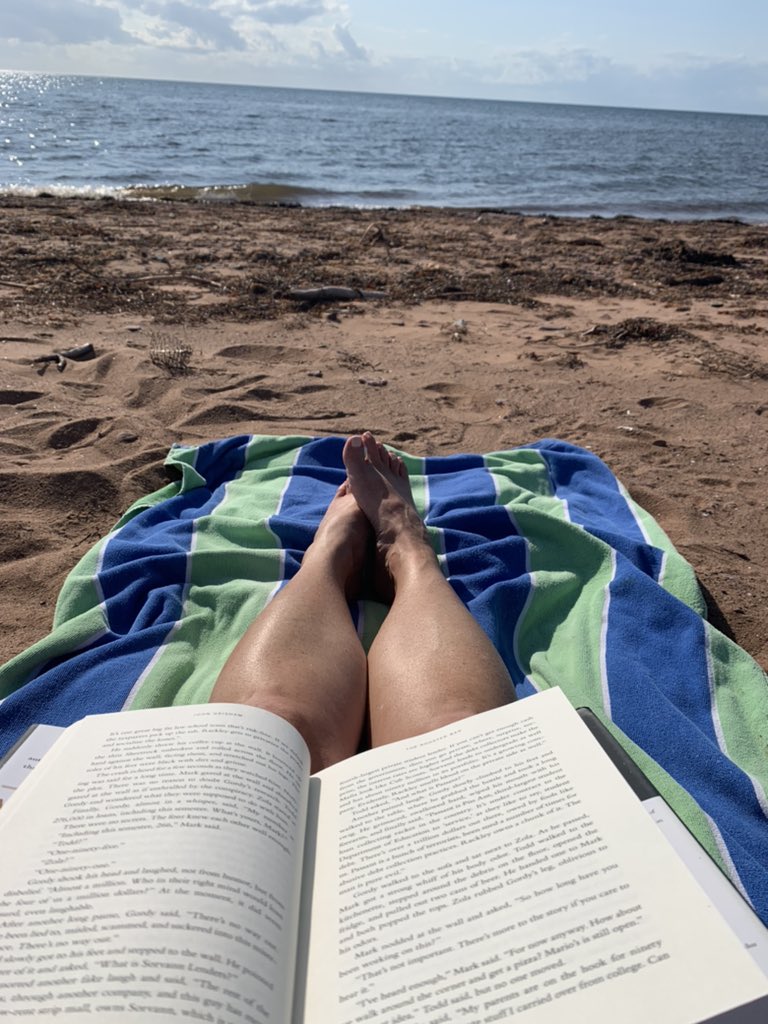 1968williamsL's tweet photo. Hate to brag but it’s another beach day in PEI. @CBCPEI @tourismpei @CBCNews https://t.co/hy405AnA6T