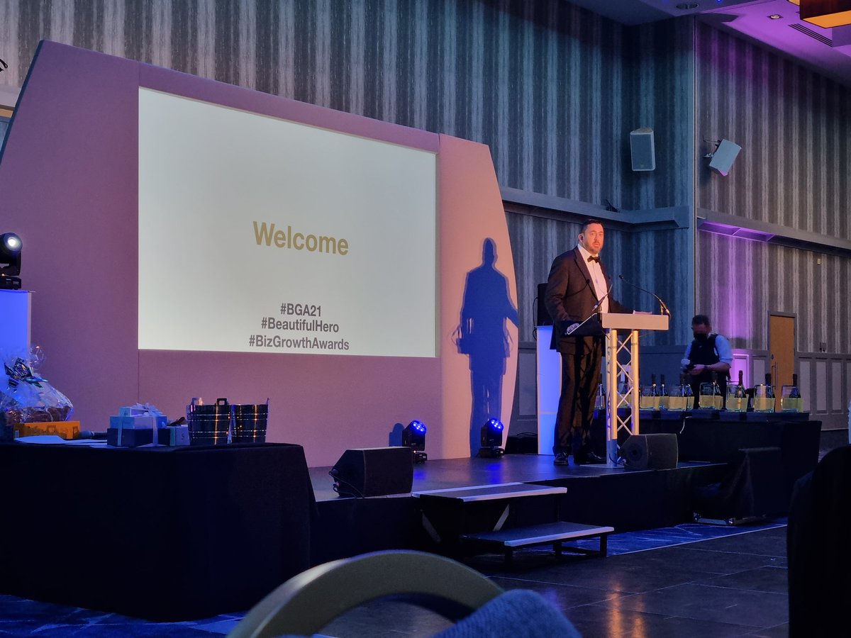 AandRcleaning's tweet photo. The super @Kev1nGutteridge opening this evening's awards! 

#BizGrowthAwards https://t.co/BHouaJzhKj