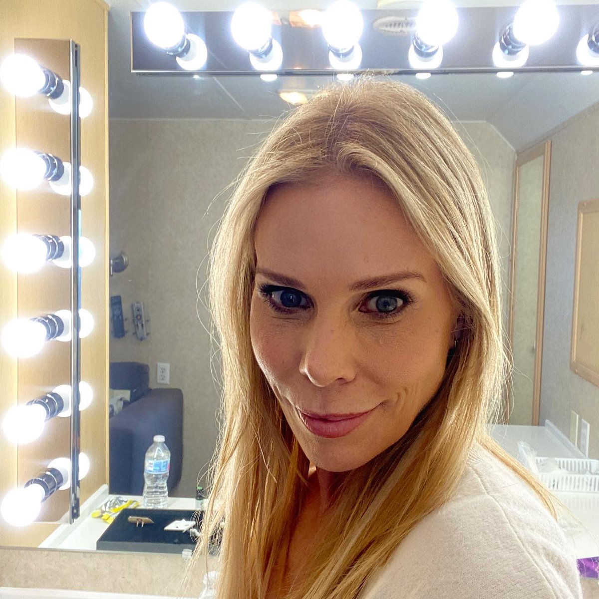 CherylHines's tweet photo. SWIPE for breaking news! I’m sooooo excited to be a part of this magical, dangerous, brilliant show!
#theflightattendant #backonset #hbomax #dotkarlson #cherylhines #kaleycuoco #maemartin #margaretcho #momcrae #jjsoria #calliehernandez @hbomax https://t.co/a07ZKJAHnj