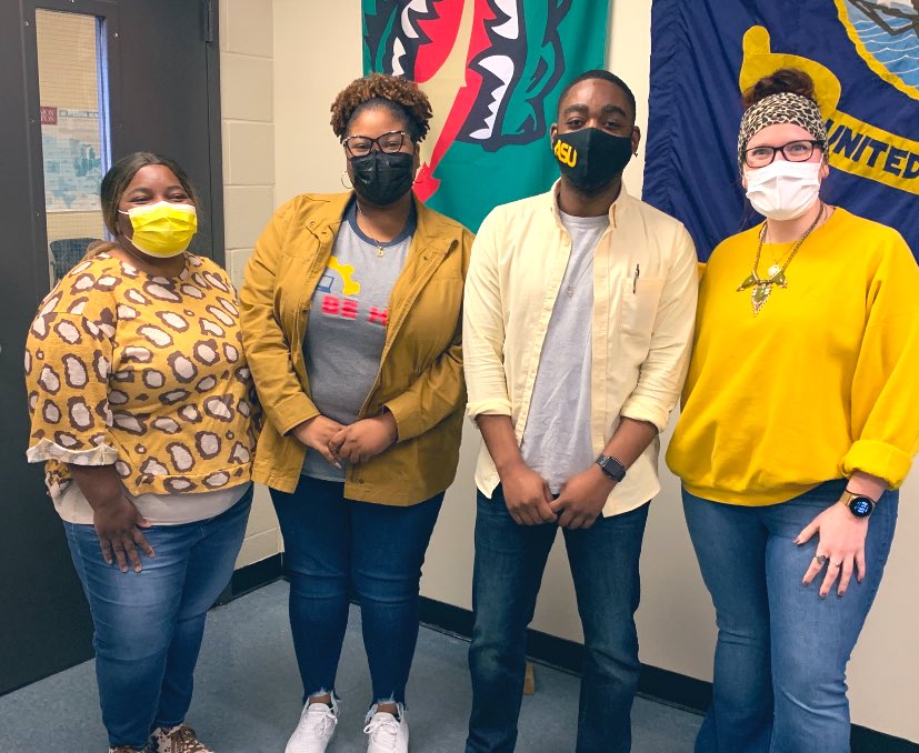 MHS Counseling Dept sporting our GOLD and Yellow in support of #GIVEHOPE #GIVEHOPEDAY! @JEFCOED @MinorHighTigers 🟡💛🟡💛🟡