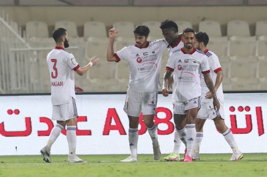 mercato75's tweet photo. تبديلات العنبري تهدي الملك 3 نقاط غالية..
- سقوط البطل ||
الشارقة يقلب الطاولة على بطل دورينا (2-1) ويحقق 3 نقاط غالية وضعته في وصافة الترتيب. https://t.co/OgTsmuz1YI