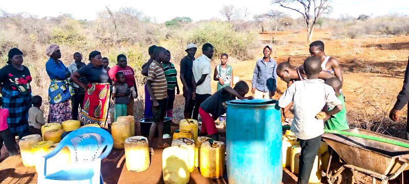FOM_Ministries's tweet photo. Kandongu village water project final phase started today! 
UPDATE! 
https://t.co/rmXnAvgSDt https://t.co/PyhQkuO6KT